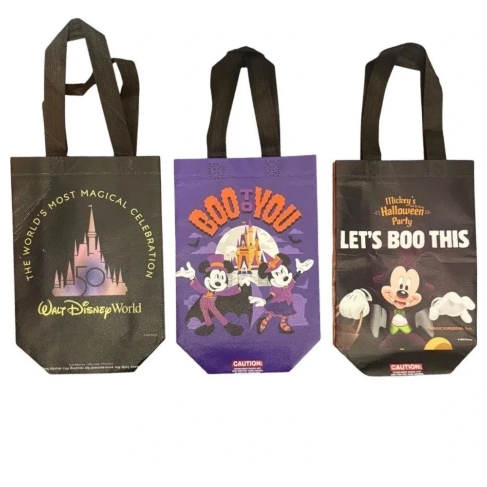 4‎ Disney World Bags 1 Drawstring Bag & 3 Mickey's Not So Scary Halloween Treat